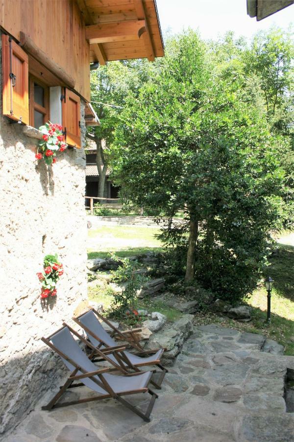 Casa Bucaneve & Ciclamino Gravedona Exterior photo