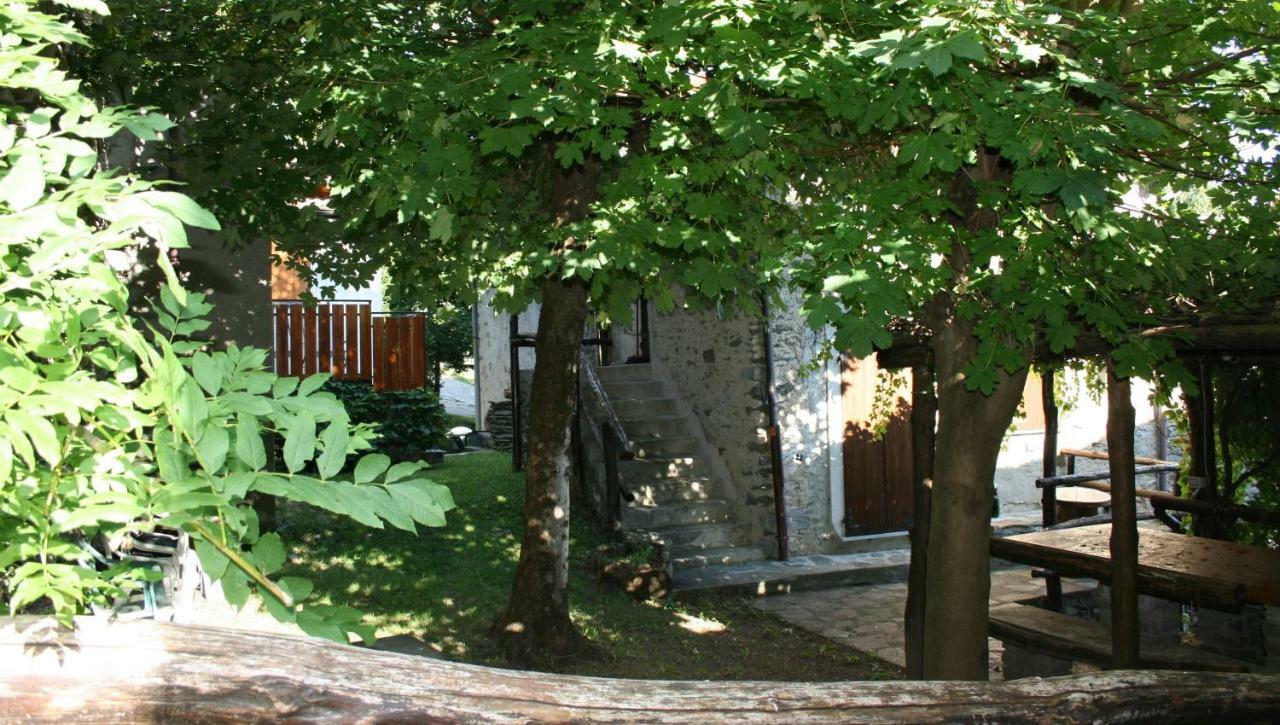 Casa Bucaneve & Ciclamino Gravedona Exterior photo